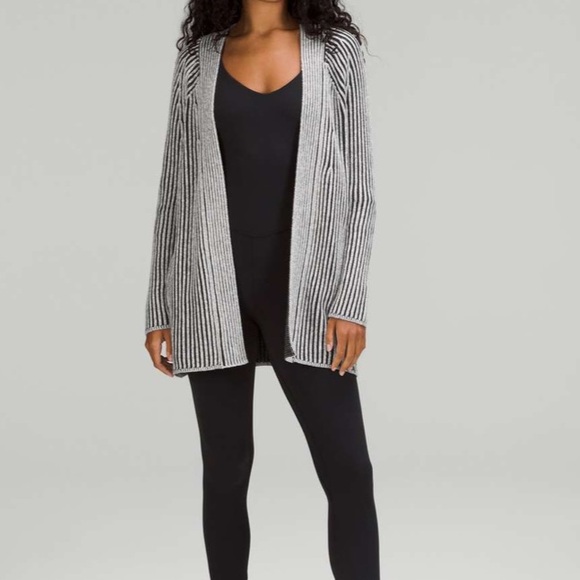 lululemon cotton-cashmere wrap - Picture 15 of 15